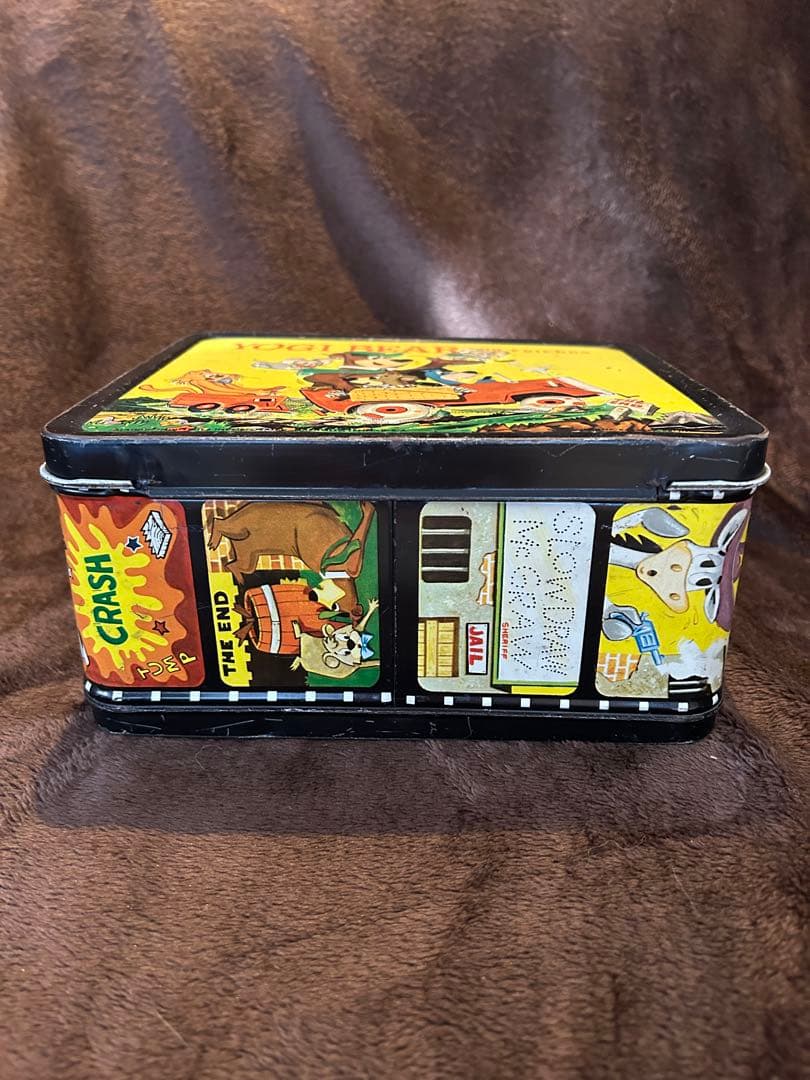 ヴィンテージ 1961年 ヨギベアと仲間たちのメタルランチボックス