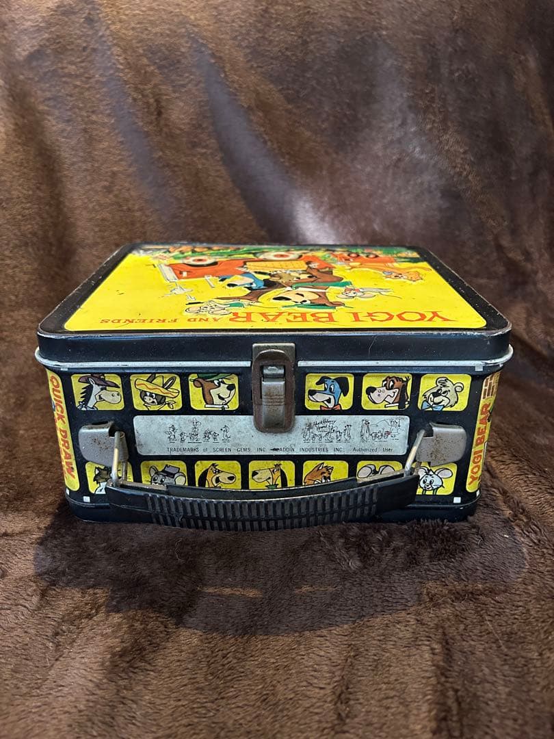 ヴィンテージ 1961年 ヨギベアと仲間たちのメタルランチボックス