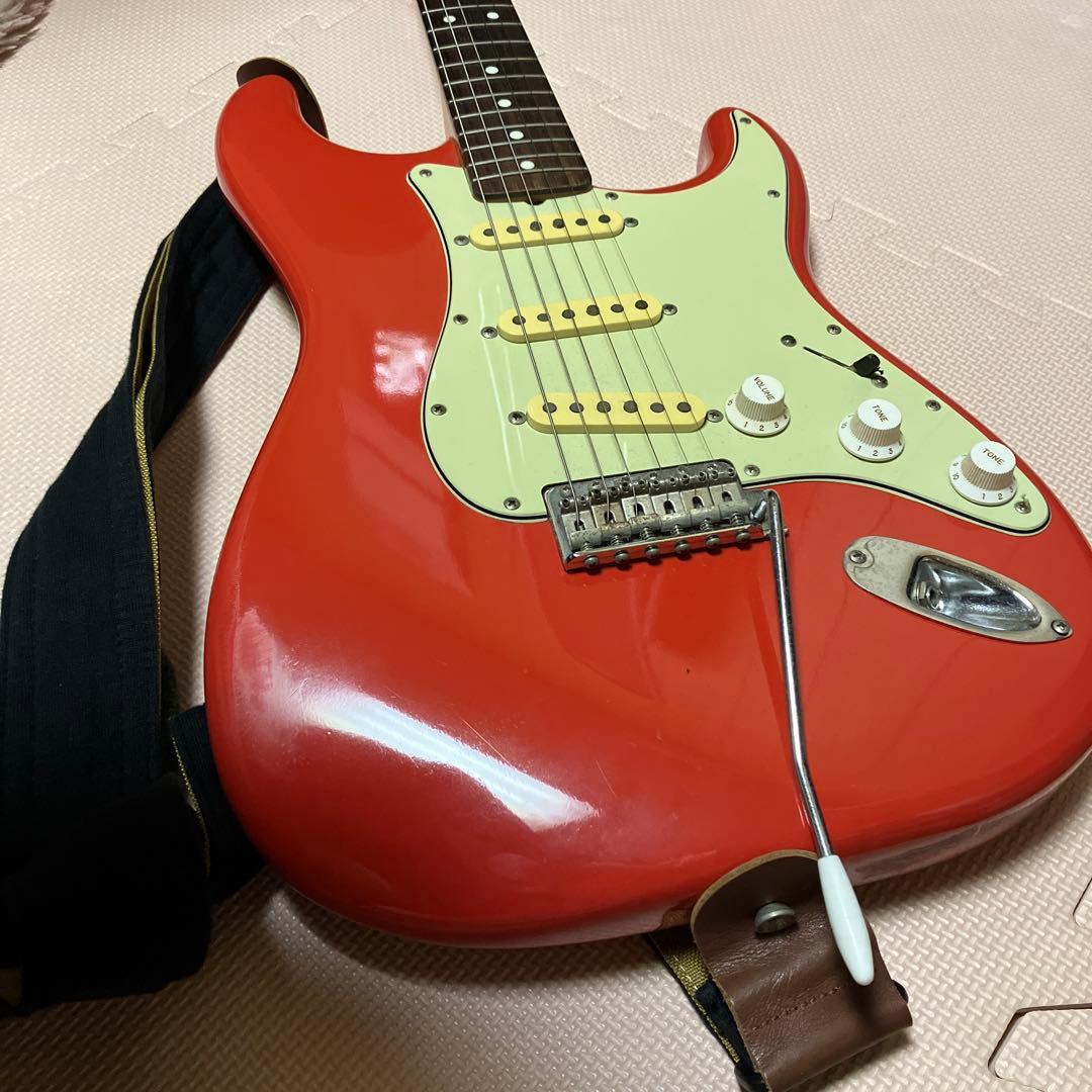 Bacchus エレキギター ストラトキャスタータイプ レッド