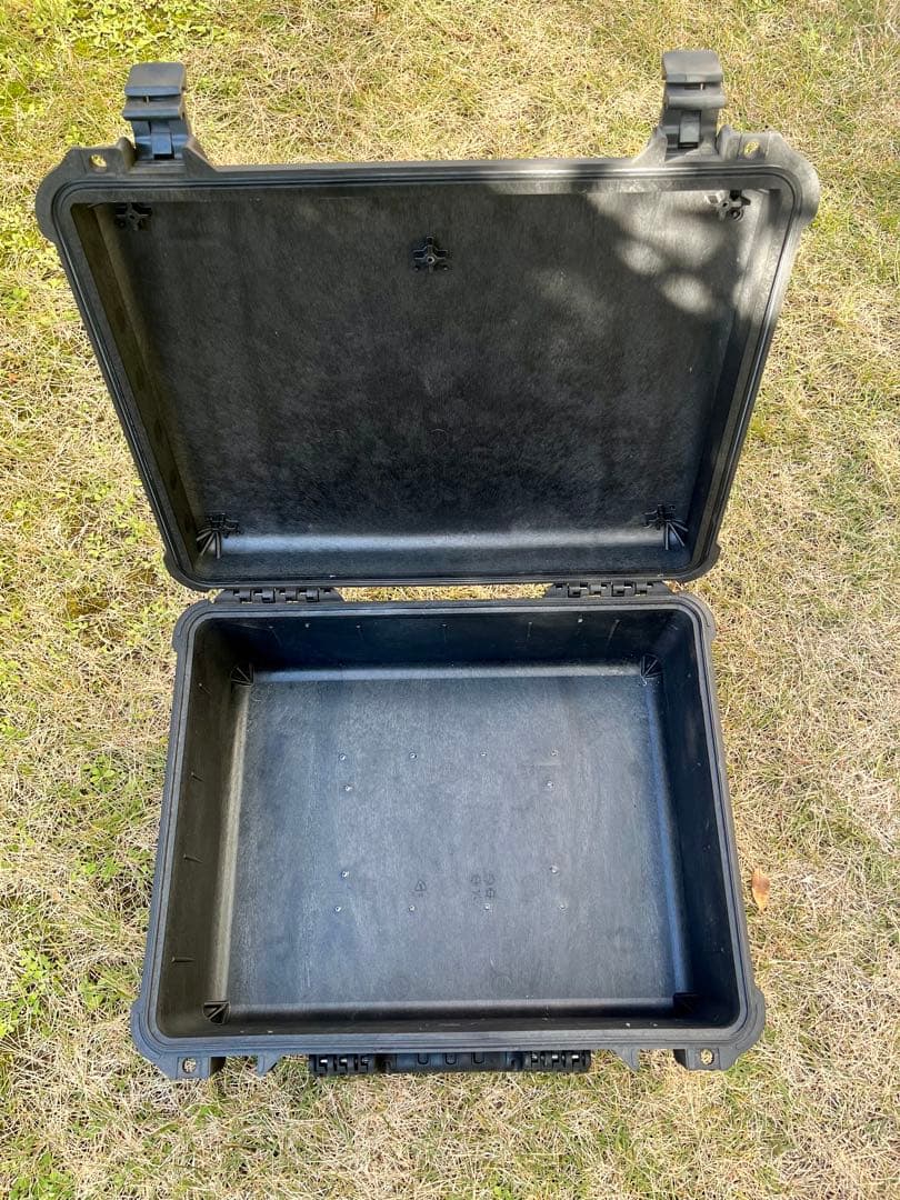 米軍放出品ハードケースPELICANペリカン ハードプロテクターケース 防水防塵