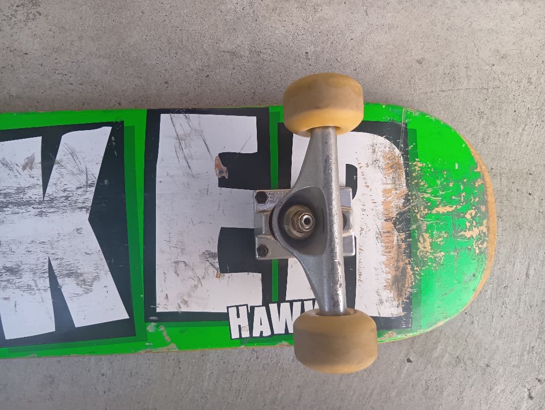 BAKER グリーン スケートボード