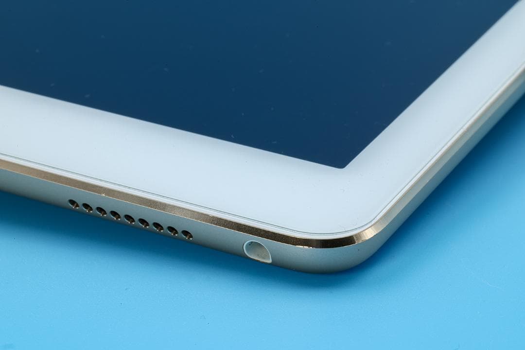 ◼️iPad Pro 12.9インチ 第1世代 128GB　ゴールド