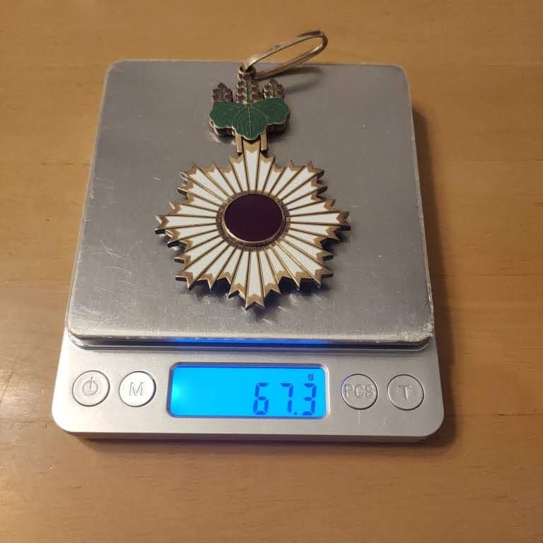 【極美品! 完品】勲二等旭日重光章 略章 略綬付 本物保証 明治勲章 368