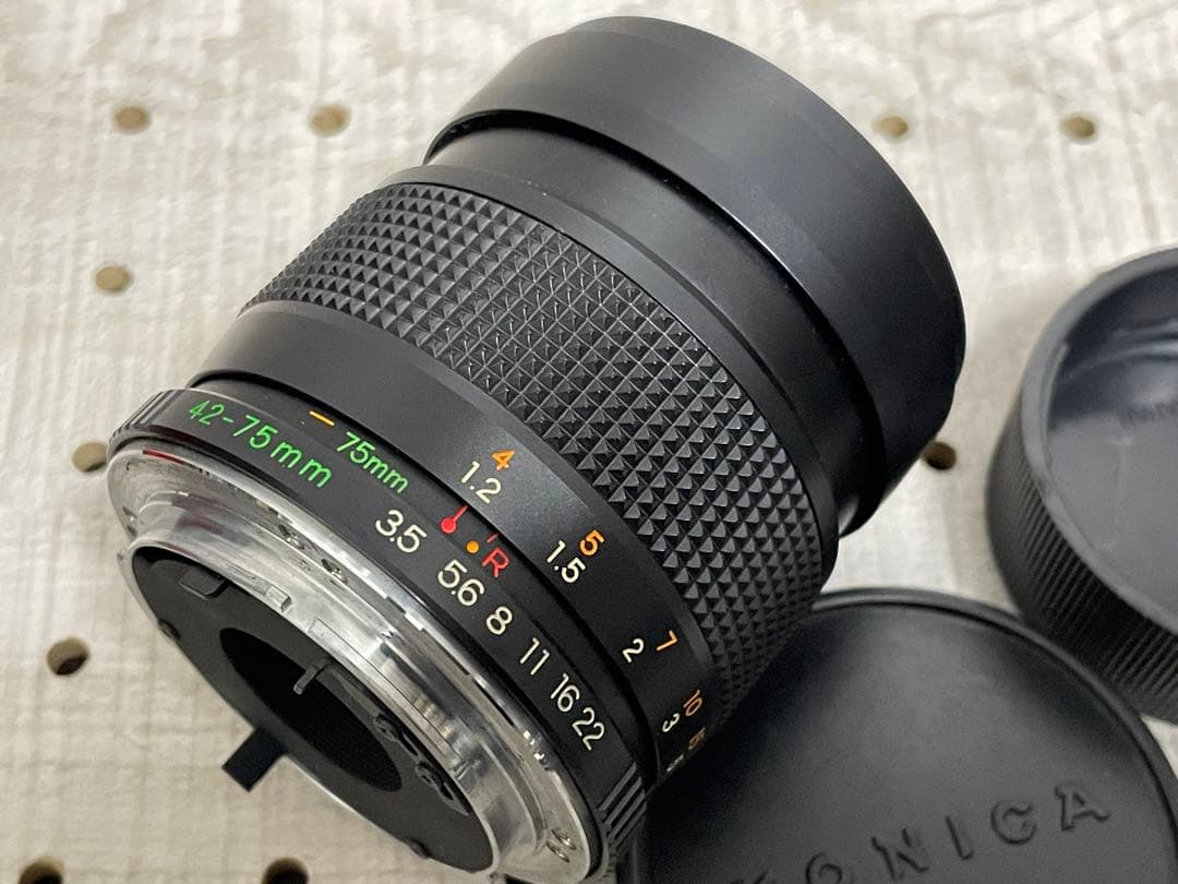 希少 YASHICA ML zoom lens 42-75 mm