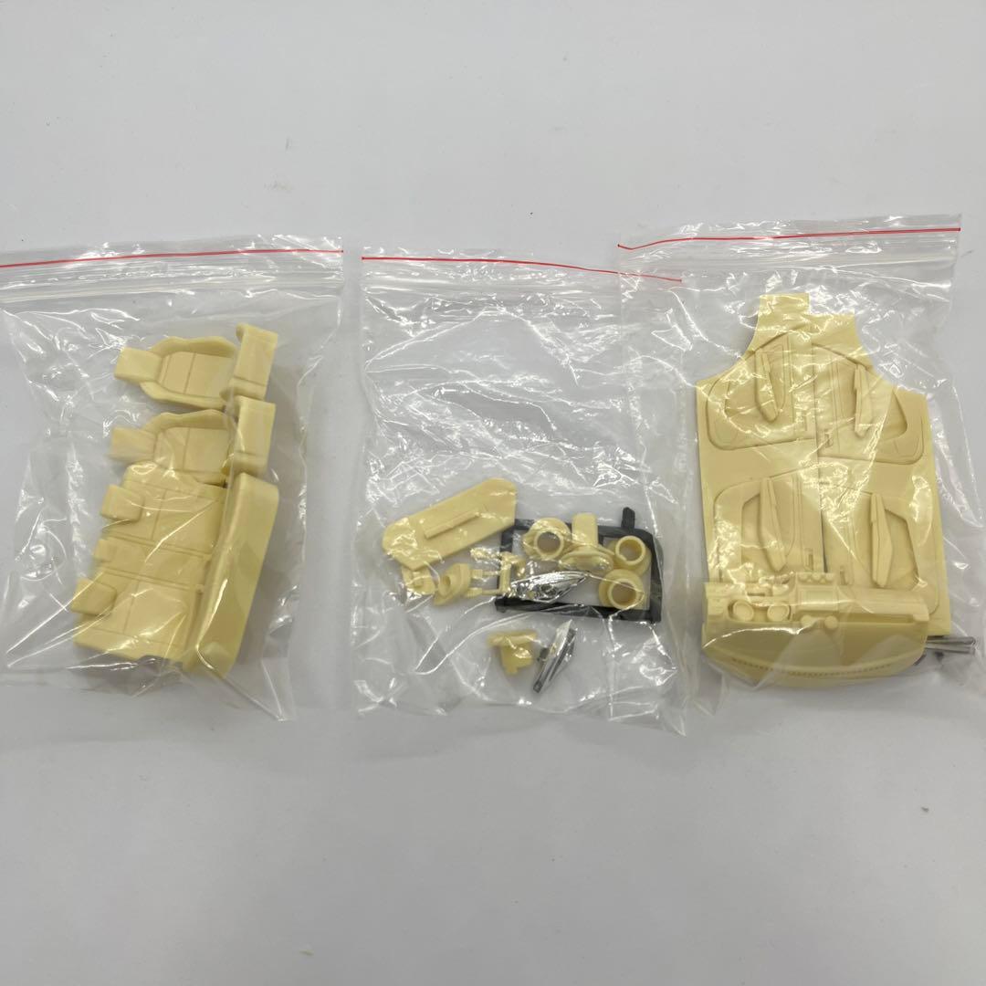 【未使用】モデラーズ スズキ スイフトスポーツ 1/24 zc33s スイスポ