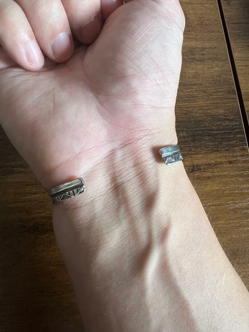 ターコイズ　シルバーバングル　ヘンリーマリアーノ