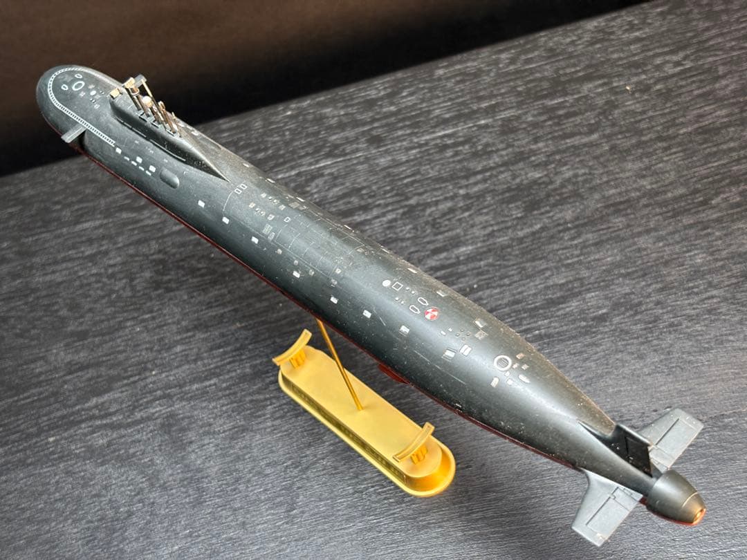 ステレス艦〝ズムウォルト〟＆ロシア原潜（1/350)