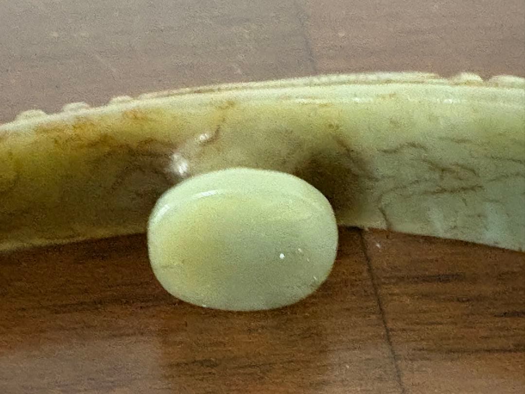 石？玉？の中国的置物　中国美術　帯勾 12cm弱44g