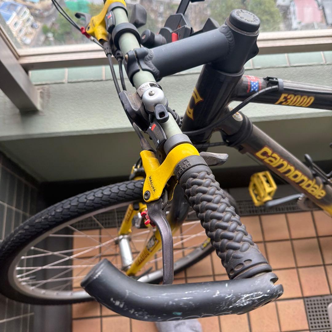 cannondale F3000 マウンテンバイク イエロー