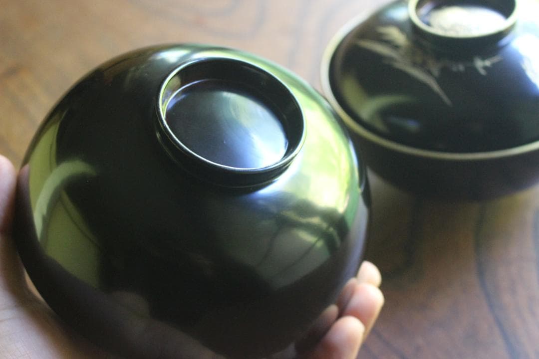 デッドストック！時代金縁黒漆に優美な松竹場沈金のお椀2点（検輪島塗蒔絵椀雑煮椀