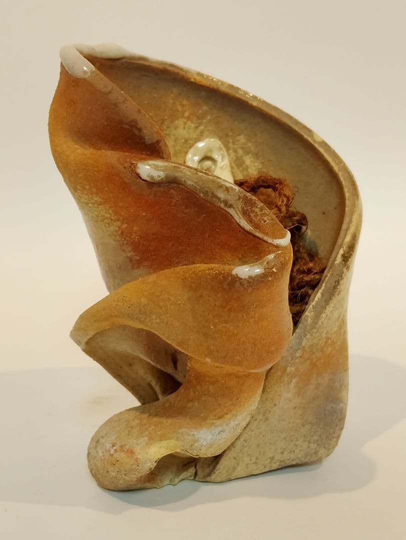 抽象的オブジェ（紐通し有り）釣り花入