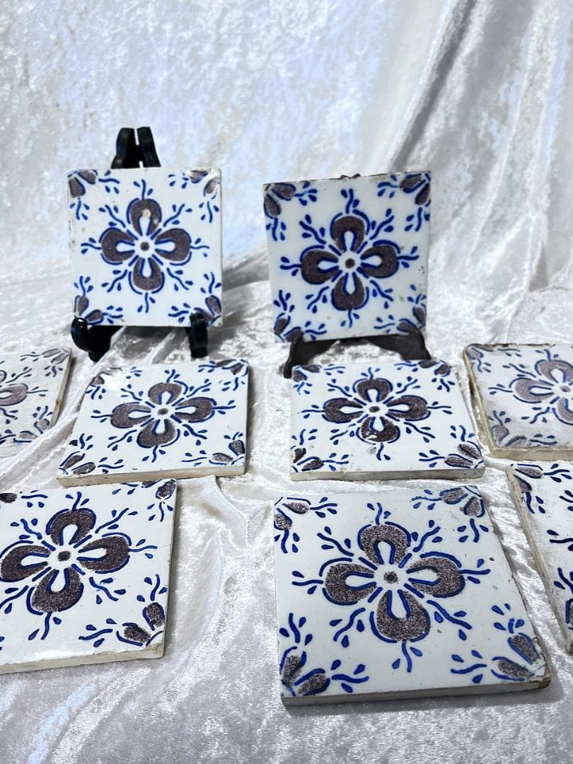 古いタイル　花柄 9枚セット DISTRESSED　フランス　銘あり