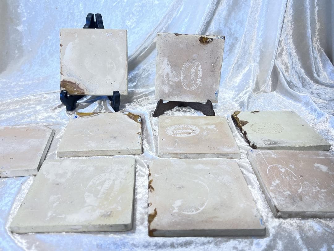 古いタイル　花柄 9枚セット DISTRESSED　フランス　銘あり