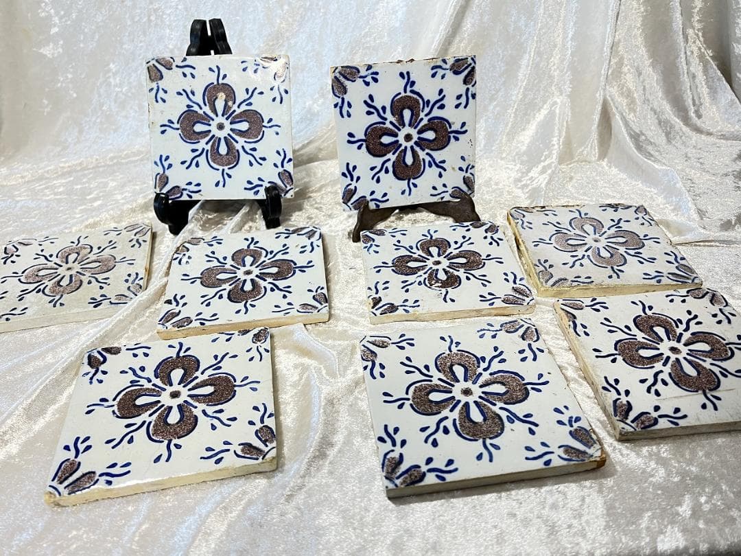 古いタイル　花柄 9枚セット DISTRESSED　フランス　銘あり