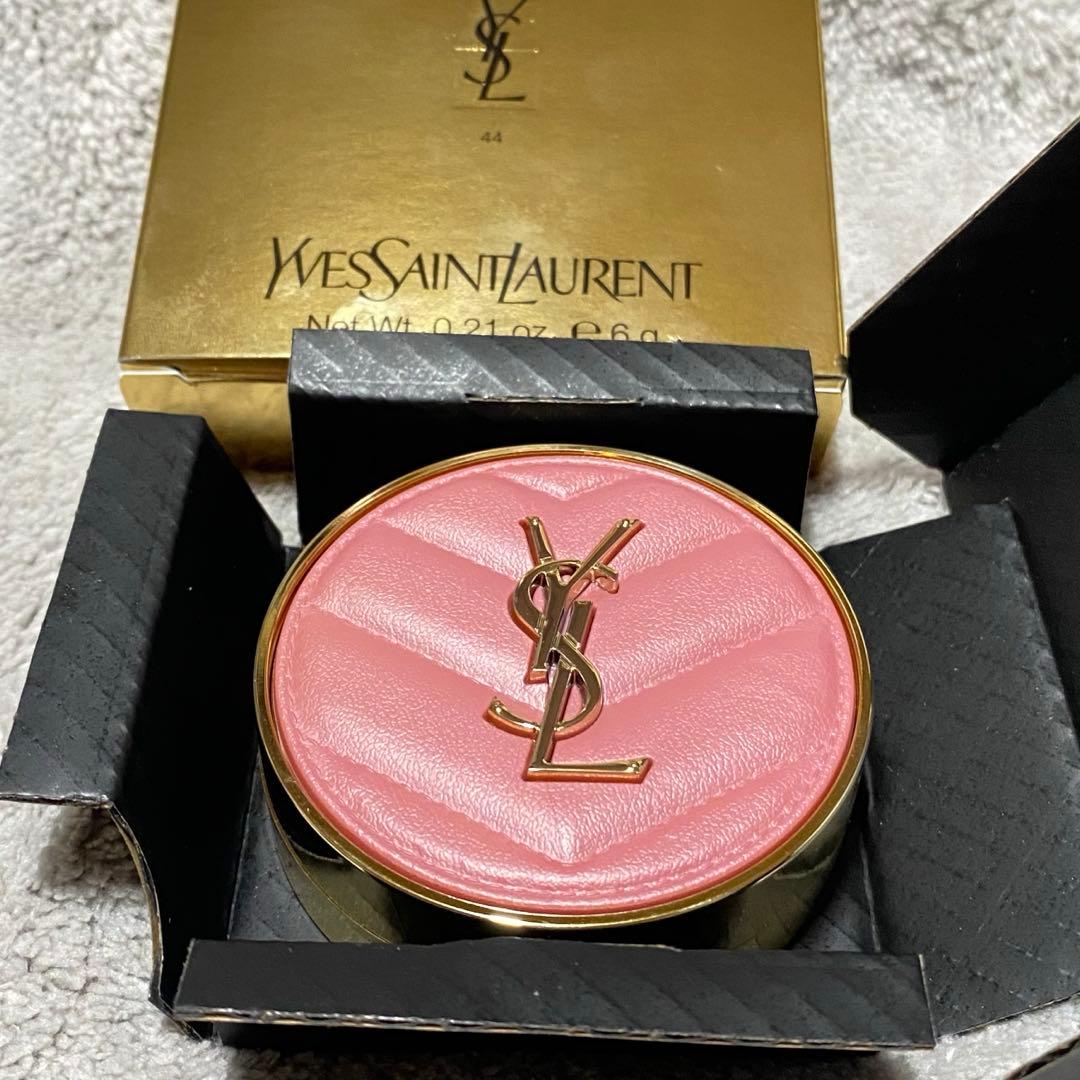 1度のみ使用　YSL メイクミーブラッシュ S 44