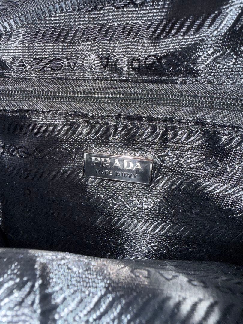 PRADA ショルダーバッグ