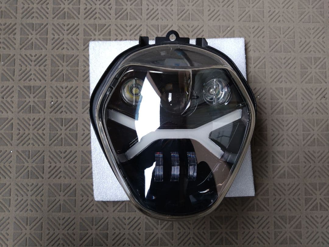 BMW R1200R LEDヘッドライト　2015-18適合