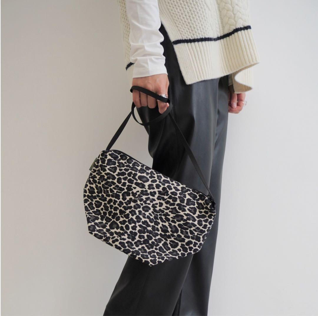 新品・未着用・タグ付き★エルベシャプリエ グリーンレーベル別注 ビッグポシェット