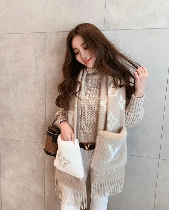 LOUISVUITTONルイヴィトンエシャルプコールドレイキャビックマフラー