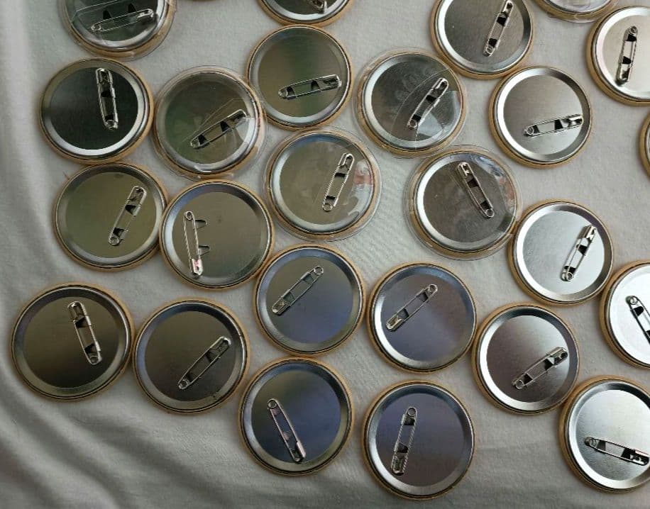 すとぷり　ジェル　アニマル缶バッチ　あにまる缶バッチ