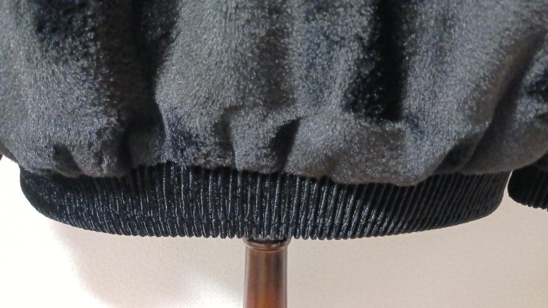 イタリア製 ミンク ＆ カシミヤ混 パカーフード付き 毛皮 防寒 日本サイズLL