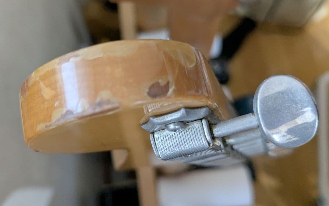 いぬどしFender Japan Stratocaster ST57-TX