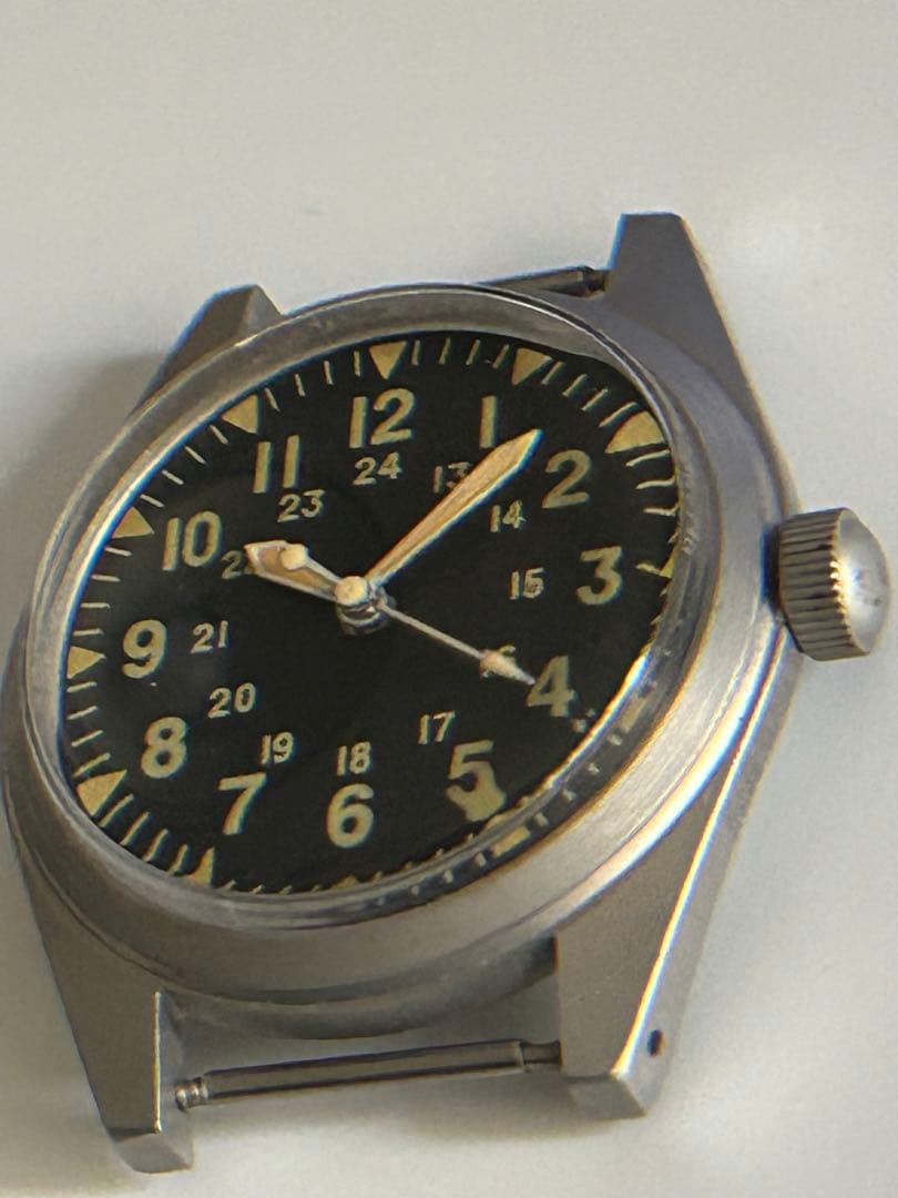 米軍　手巻き腕時計 ミリタリー　黒文字盤 NATOベルト