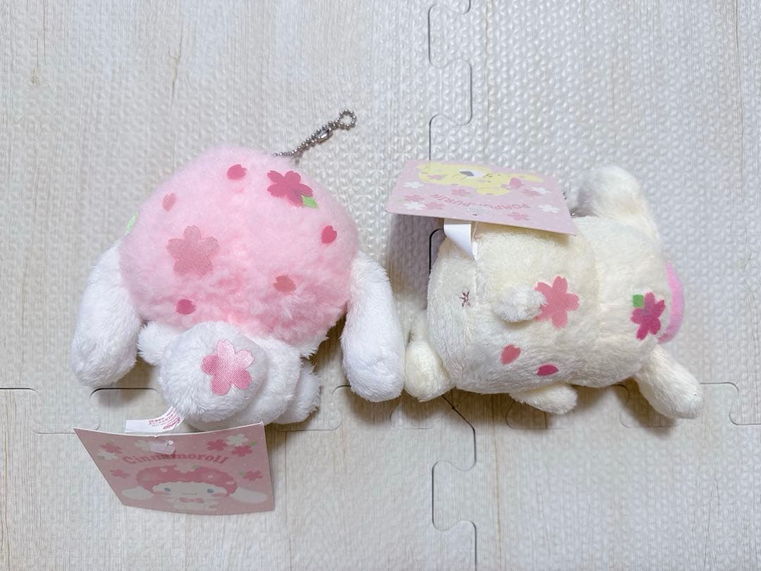 サンリオ　お花見マスコットホルダー　桜　シナモン　ポムポムプリン