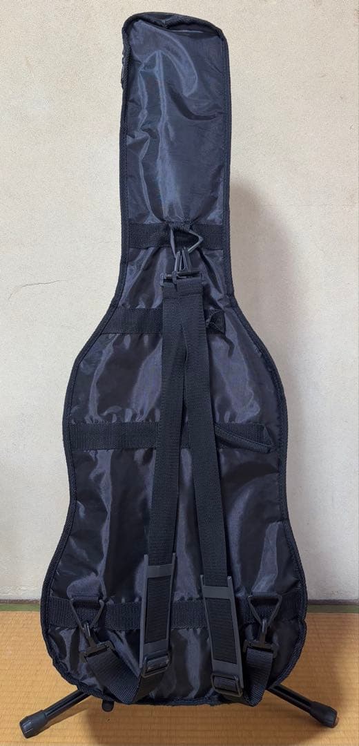 メイビス エレキギター ストラトキャスタータイプ ケース付き【中古品】