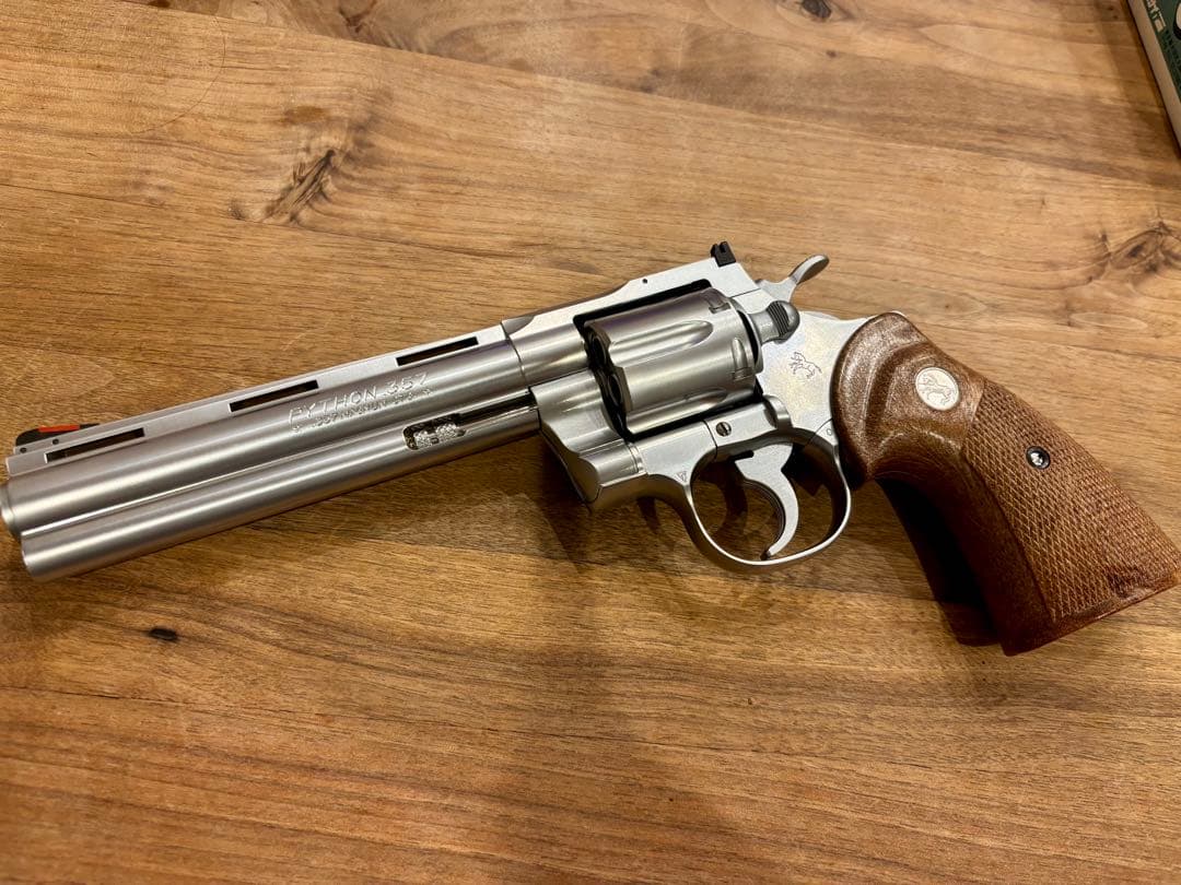 ポ*ポ様 コクサイ　パイソン　ステンレスモデル　ガスリボルバー