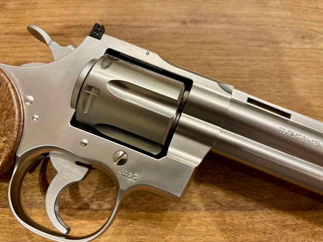 ポ*ポ様 コクサイ　パイソン　ステンレスモデル　ガスリボルバー