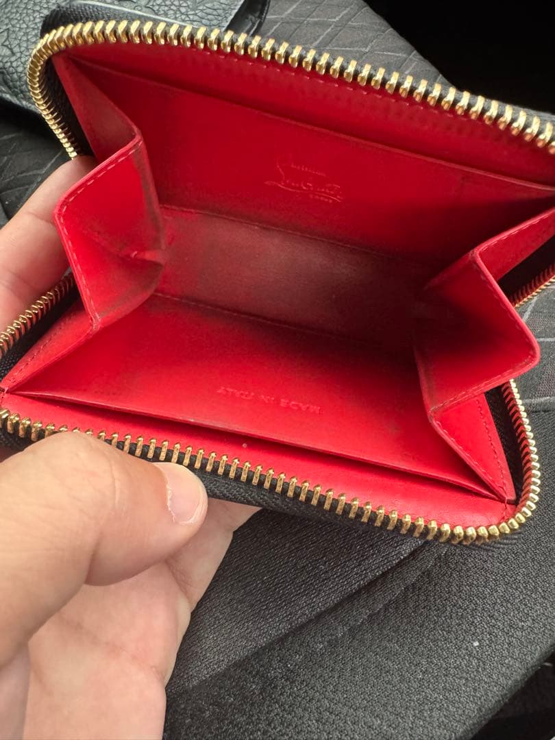 スタッズ装飾 黒 レザー ケース