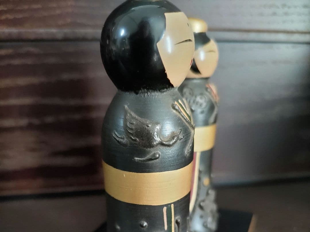 お雛様（会津鉄錆絵の立ち雛）と台座