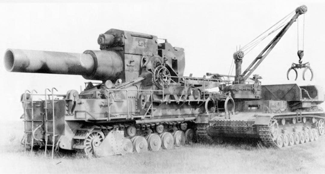 WWⅡ ドイツ軍 カール54cm自走臼砲 5号車 ロキ号　1/72 完成品模型