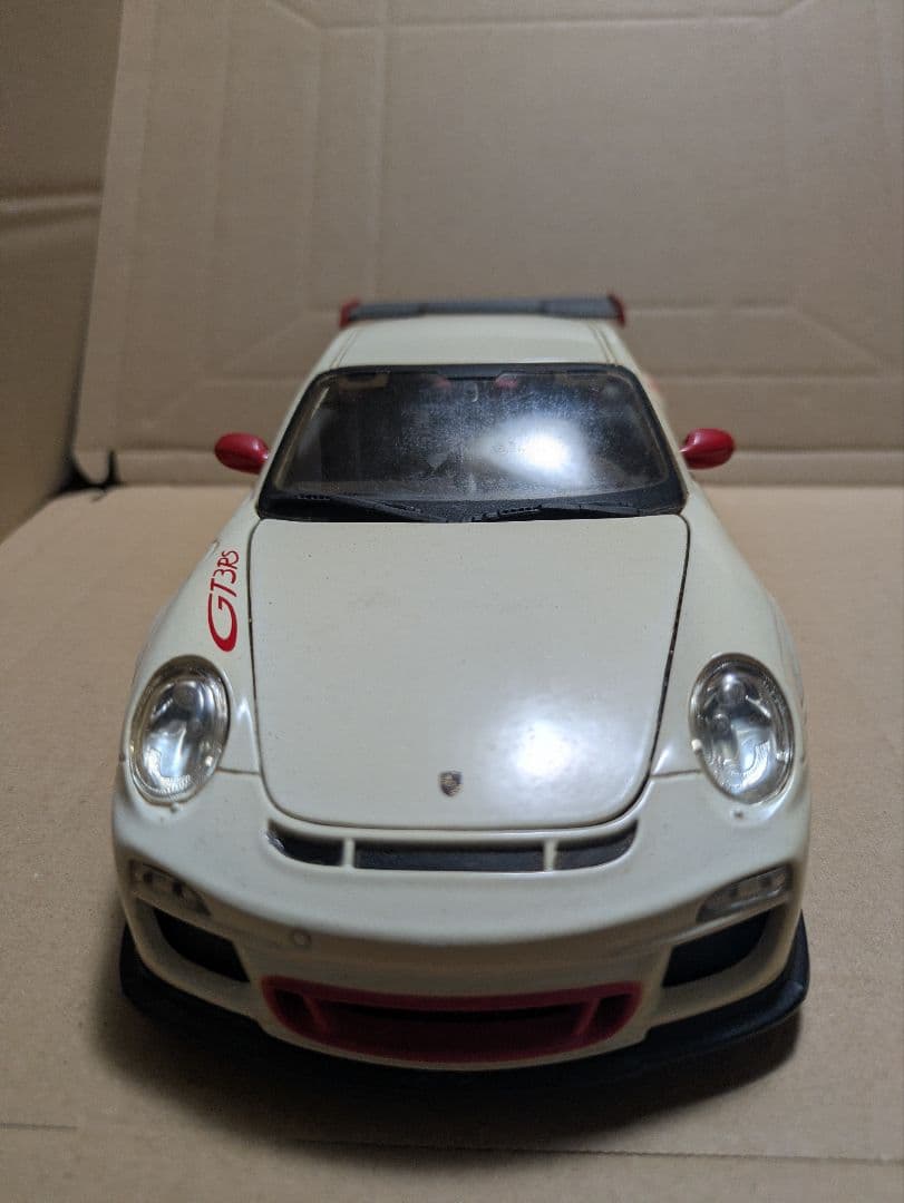 ミニカー Bburago Porsche 911 GT3 RS 1/18