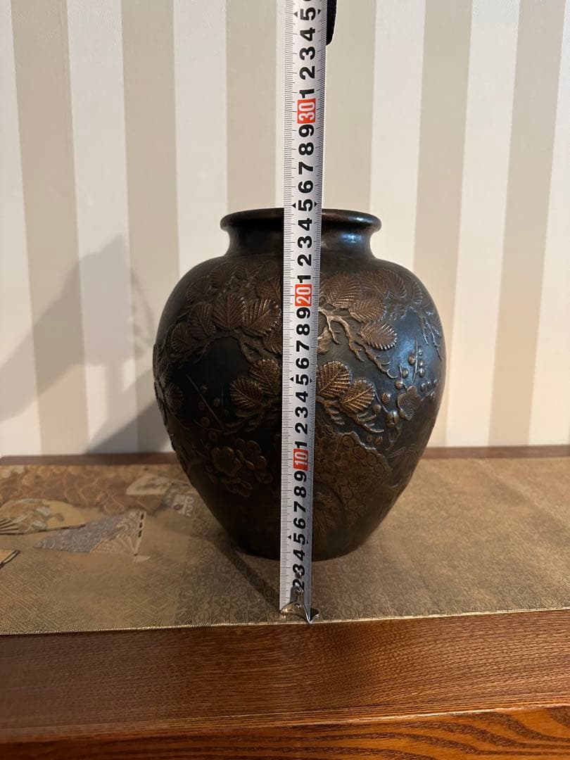 銅製　焼物　縁起物　松竹梅　花瓶　花器　壺　工芸品　置物