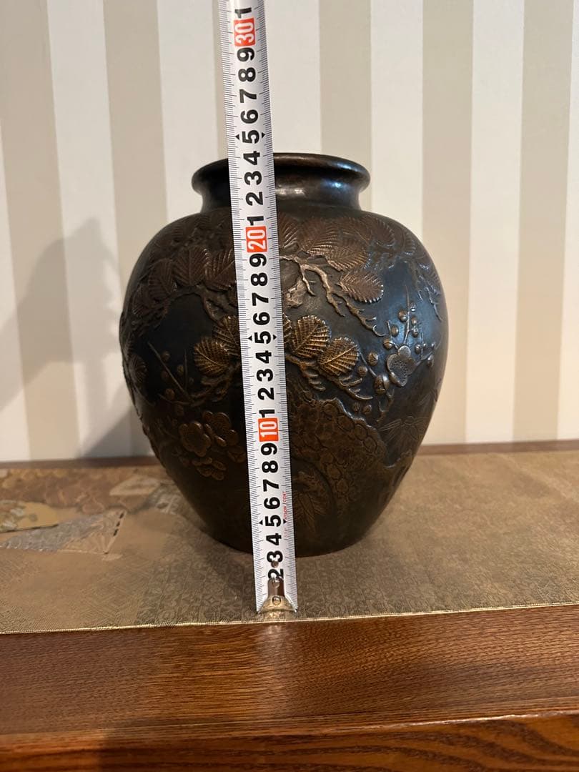 銅製　焼物　縁起物　松竹梅　花瓶　花器　壺　工芸品　置物