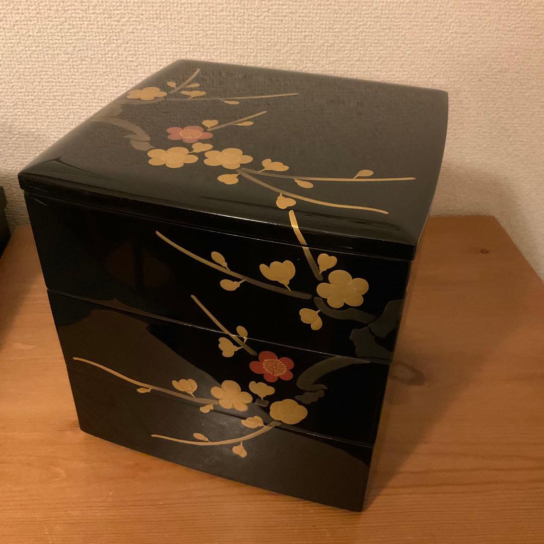 重箱　胴張三段重　金蒔絵　梅　18cm四方