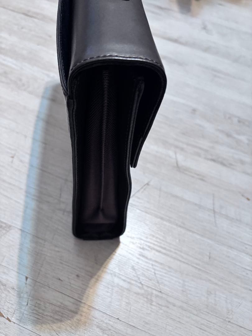 イッセイミヤケ　im product ブラウン　レザー　ブリーフケース　未使用