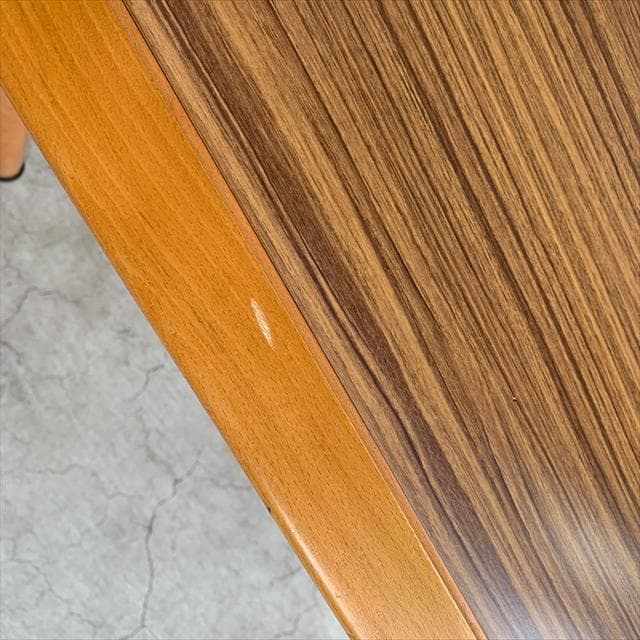 ともこ様｜キツツキマーク｜飛騨産業家具｜ダイニングテーブル｜レトロ2トーンカラー