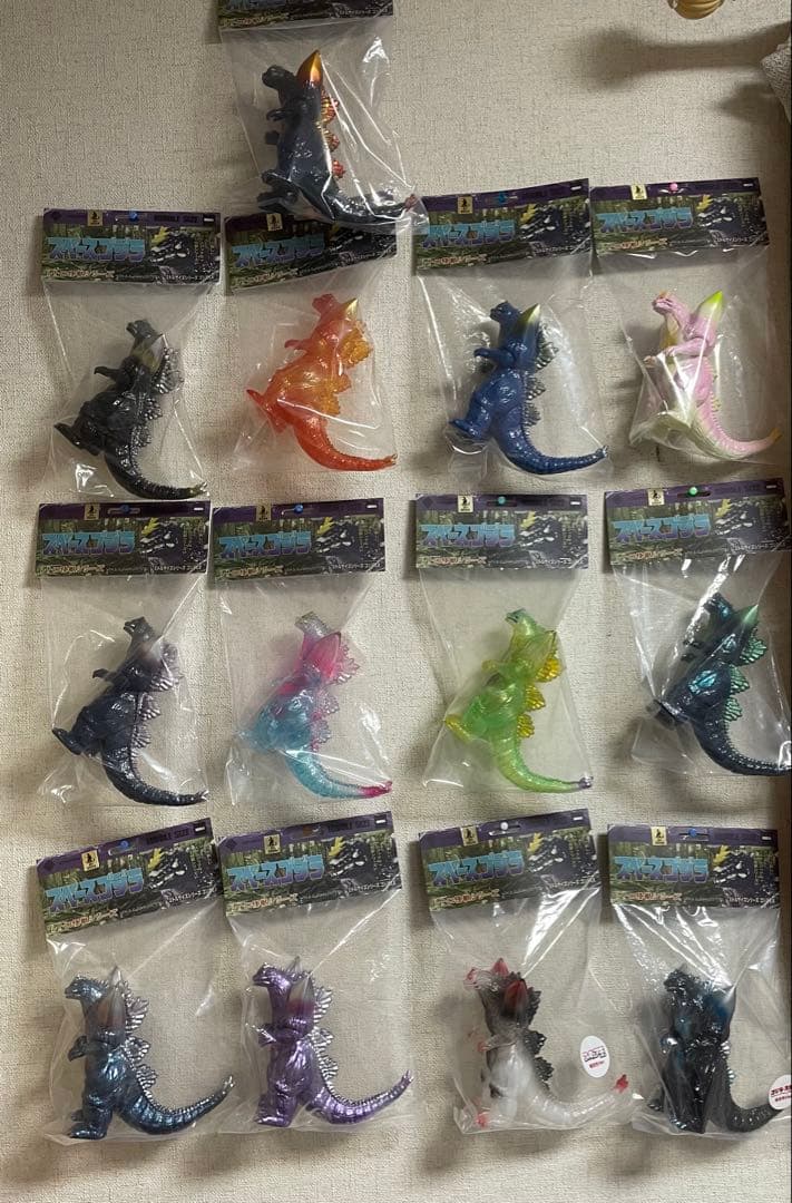 ccp ミドルサイズシリーズ　スペースゴジラ　13体セット