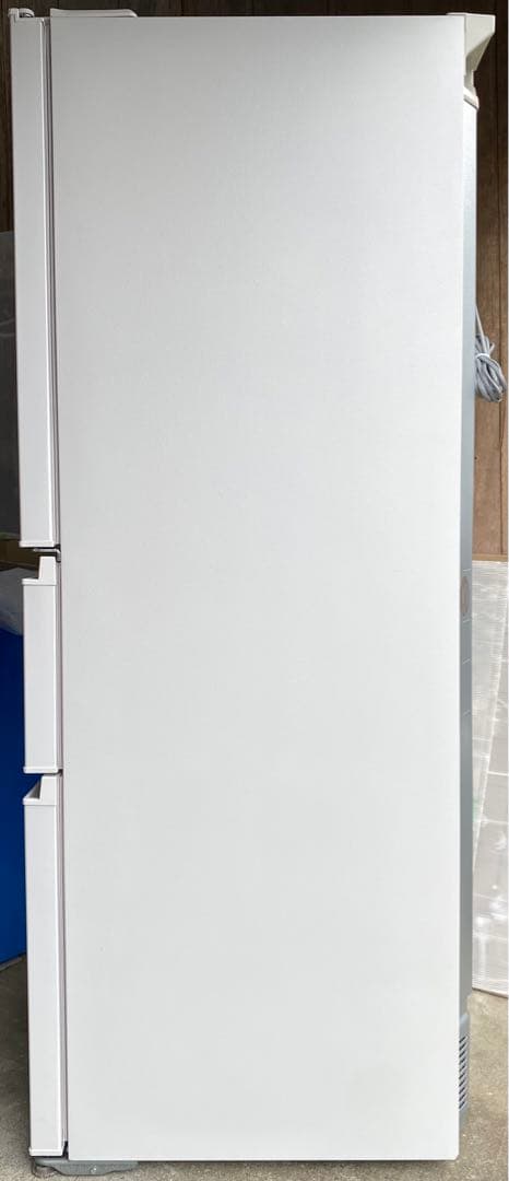 東芝　ノンフロン冷凍冷蔵庫　GR-U33SC (WU) 2023年製　326L