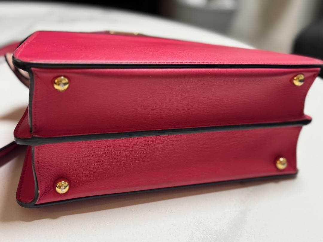 ク*ー様 FENDI⭐︎ピーカブー⭐︎フューシャピンク