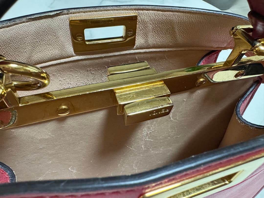 ク*ー様 FENDI⭐︎ピーカブー⭐︎フューシャピンク