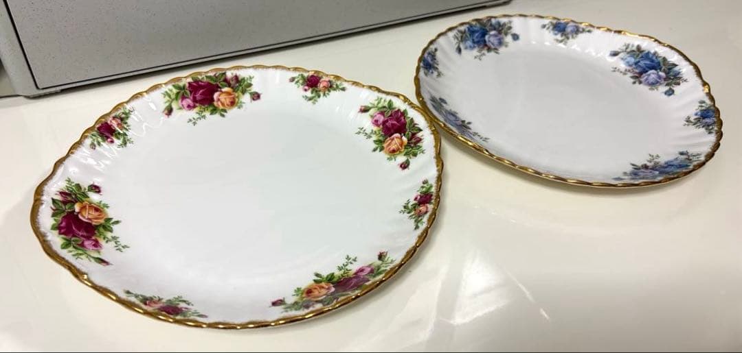 ビンテージ❤︎ロイヤルアルバート❤︎オールドカントリーローズ❤︎赤&青薔薇柄❤︎大皿2枚