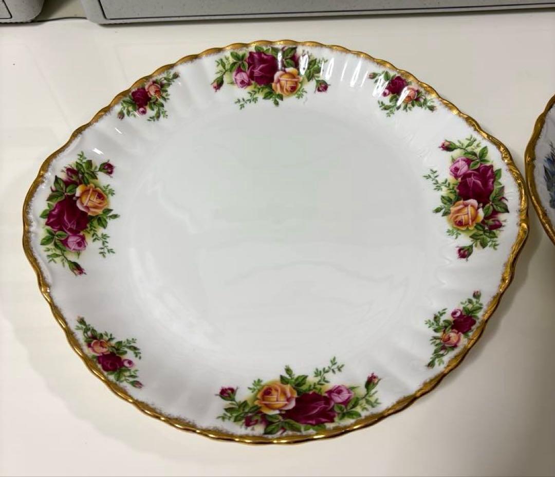 ビンテージ❤︎ロイヤルアルバート❤︎オールドカントリーローズ❤︎赤&青薔薇柄❤︎大皿2枚