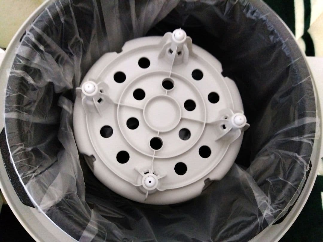 IRIS OHYAMA 電気圧力鍋 PC-MA2 　2.2L ホワイト