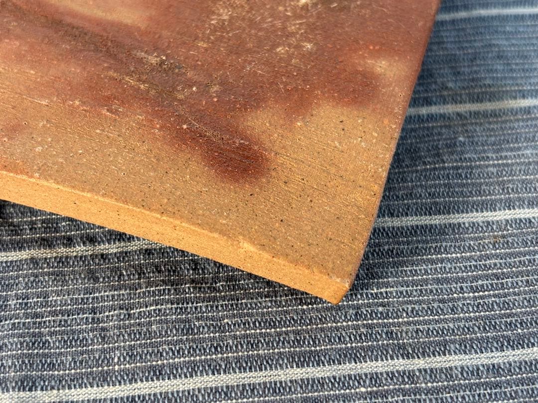 「見附文雄」備前焼ひだすき　平皿　陶印有り