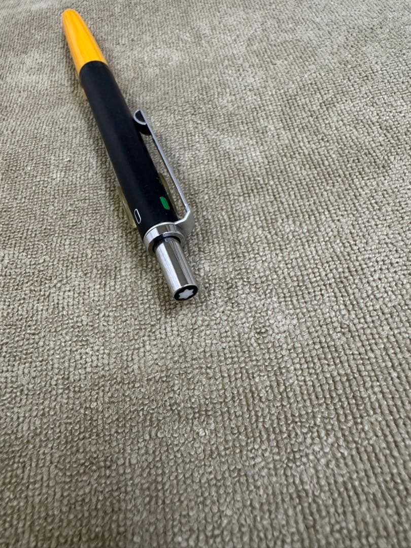 土日限定値下げ　モンブラン　カレラ　4色ボールペン