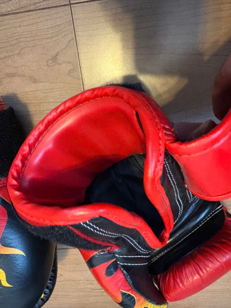 WINDY ボクシンググローブ 8oz フレイムデザイン ファイヤーパターン